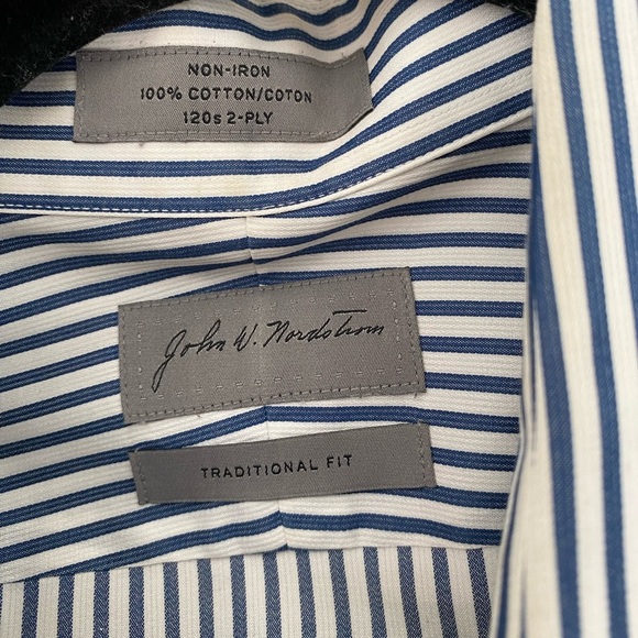 John W Nordstrom - Traditional Fit Non-Iron 100% Cotton Classic Striped Shirt - Picture 2 of 4